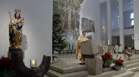 Pontifikalamt mit Bischof Dr. Klaus Kr&auml;mer (Quelle: Di&ouml;zese Rottenburg-Stuttgart)